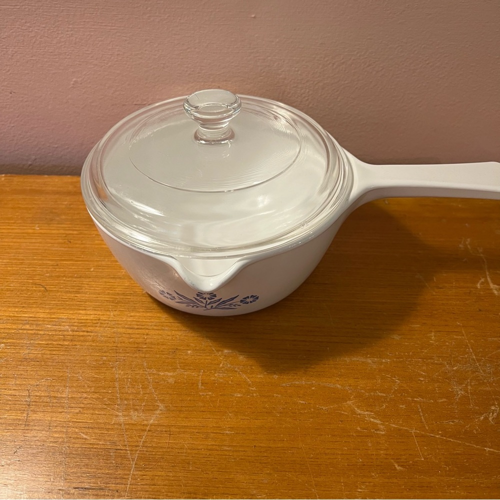 Corningware Blue & White Sauce Pan with Lid 2.5 cups Cornflower